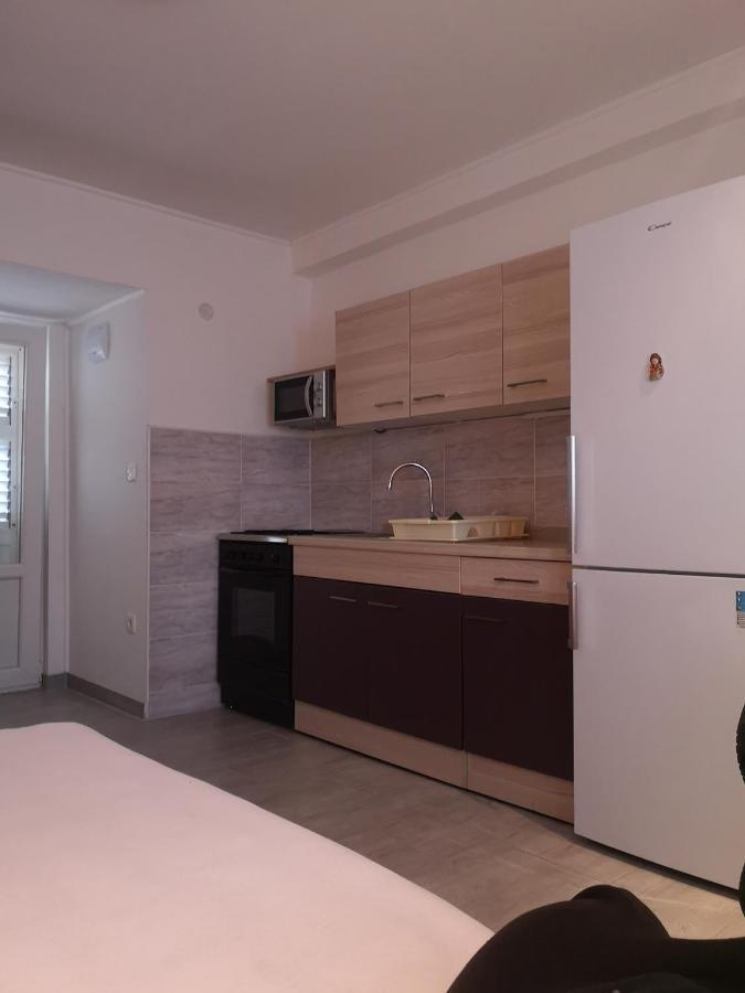 Apartments Govic Zaboric Rom bilde