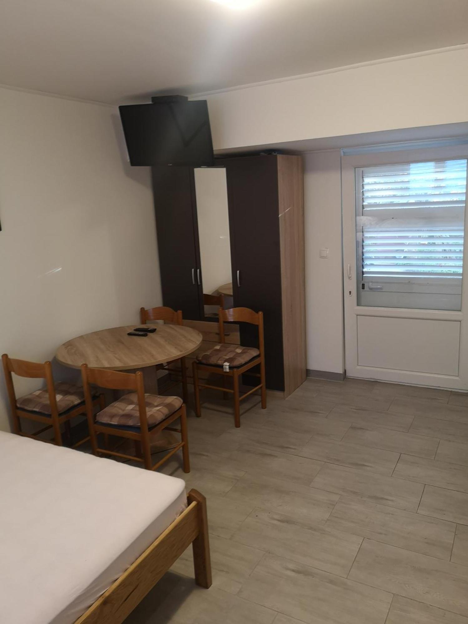 Apartments Govic Zaboric Rom bilde